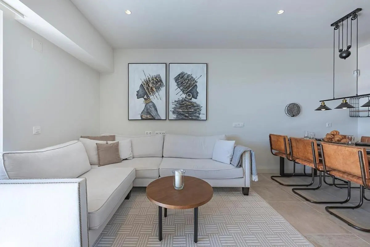 Modern Flat With 2 Bedrooms, Terrace, And Pool In Cala De Mijas La Cala De Mijas