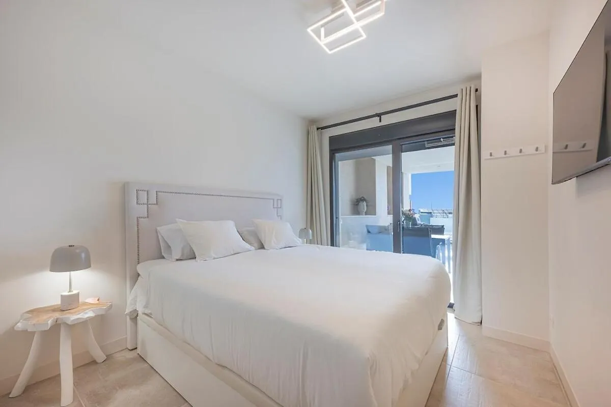 Modern Flat With 2 Bedrooms, Terrace, And Pool In Cala De Mijas La Cala De Mijas