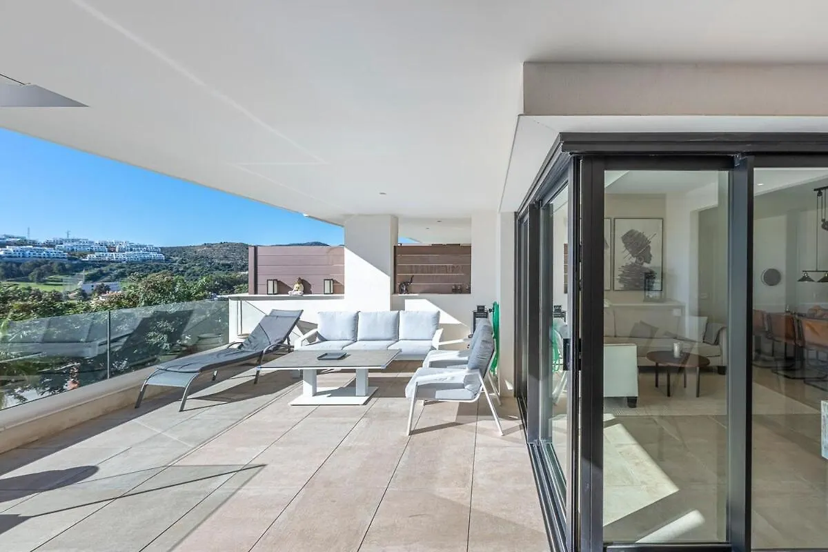 Apartment Modern Flat With 2 Bedrooms, Terrace, And Pool In Cala De Mijas La Cala De Mijas