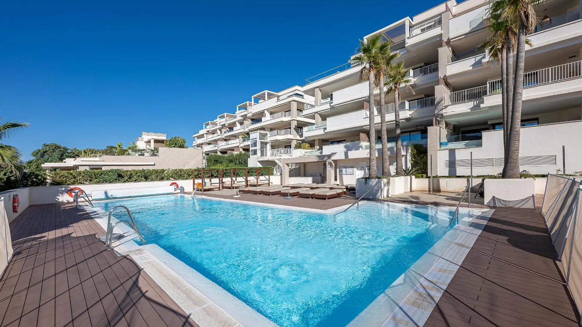 Apartment Modern Flat With 2 Bedrooms, Terrace, And Pool In Cala De Mijas La Cala De Mijas