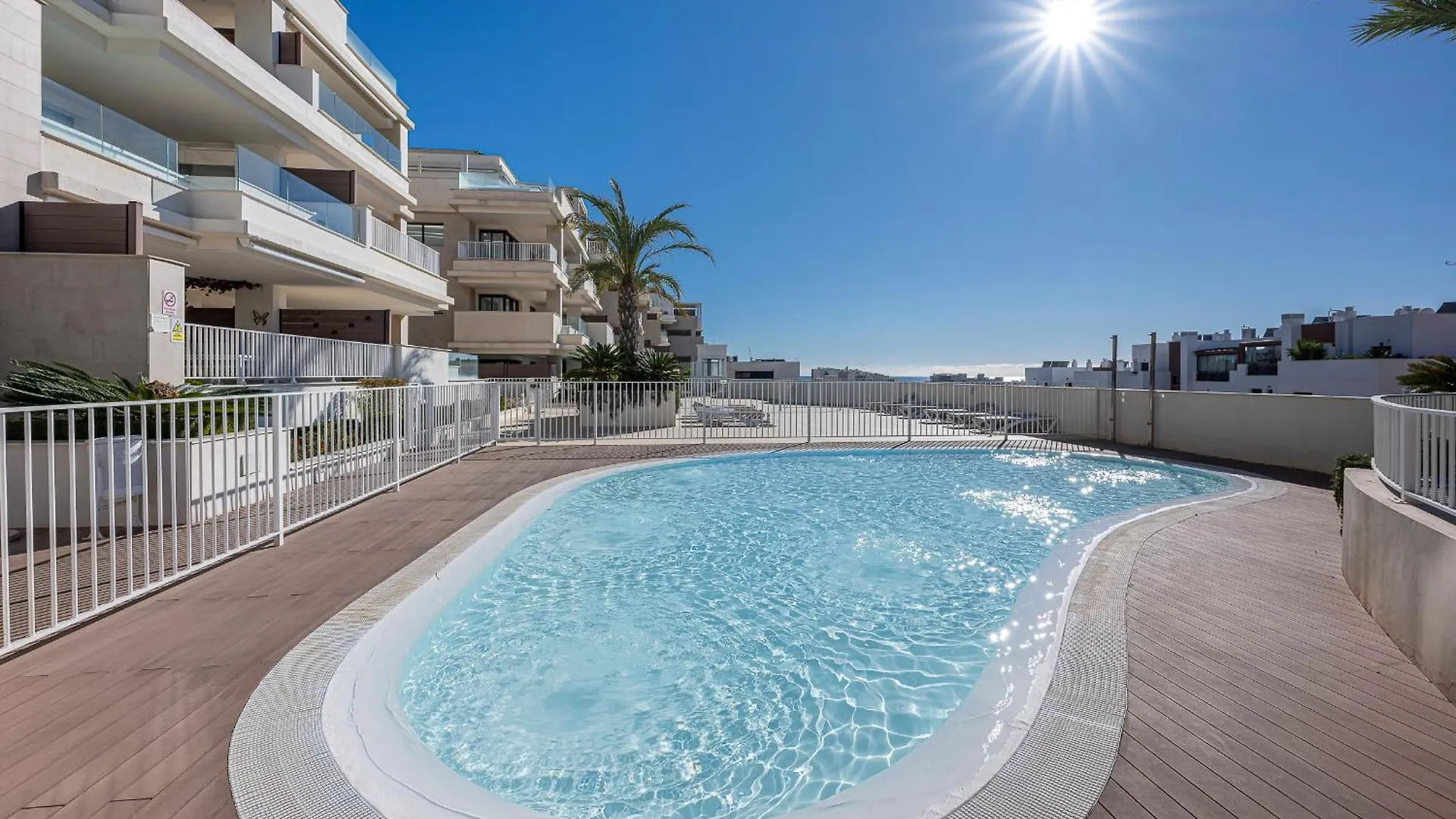 Modern Flat With 2 Bedrooms, Terrace, And Pool In Cala De Mijas La Cala De Mijas Apartment